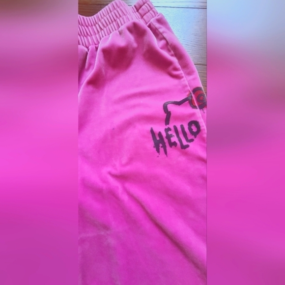 Hello Kitty X Forever 21 Tracksuit - Picture 8 of 13